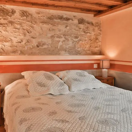 Le Hameau De La Mure Guest house Saint-Laurent-du-Pape