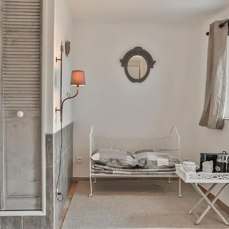 Le Hameau De La Mure *