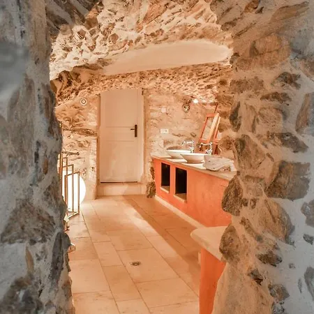 Le Hameau De La Mure Gæstehus